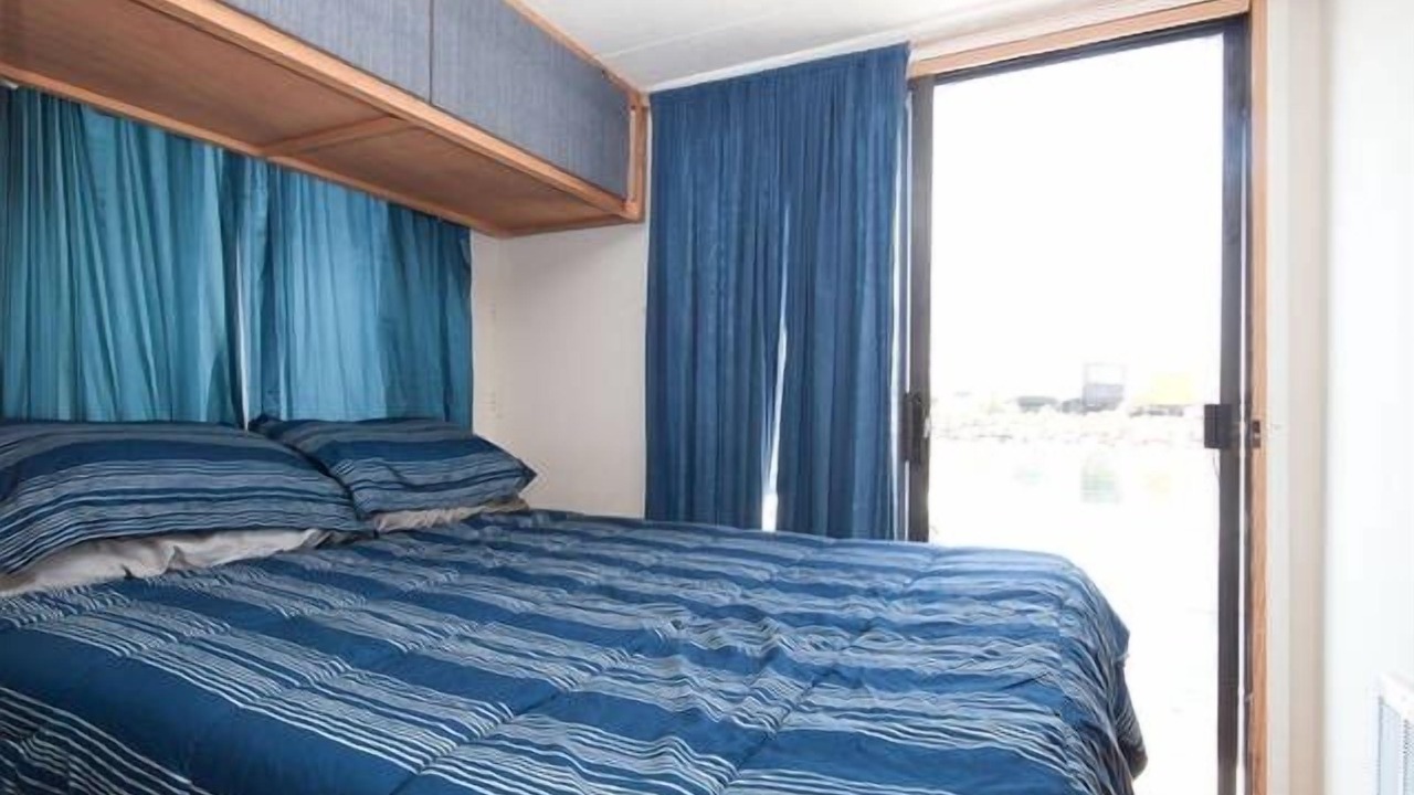Photo of Bedroom in Sheepshead Bay