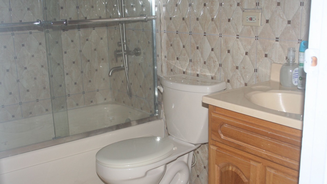 Photo of Bathroom in Salt Gut