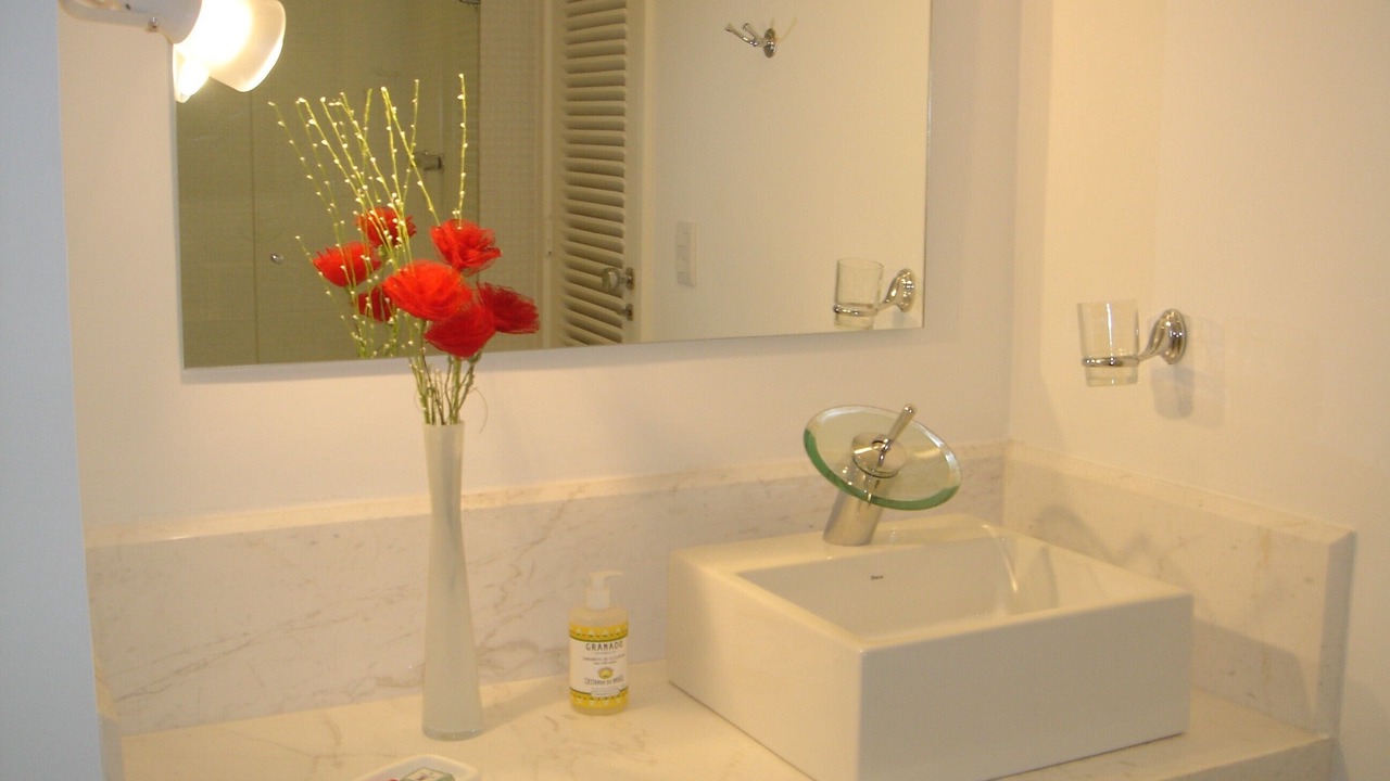 Photo of Bathroom in Ipanema