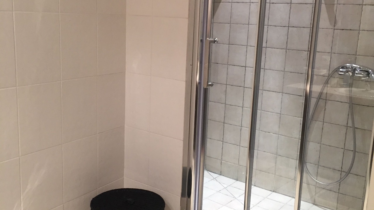 Photo of Bathroom in Saint-Merri