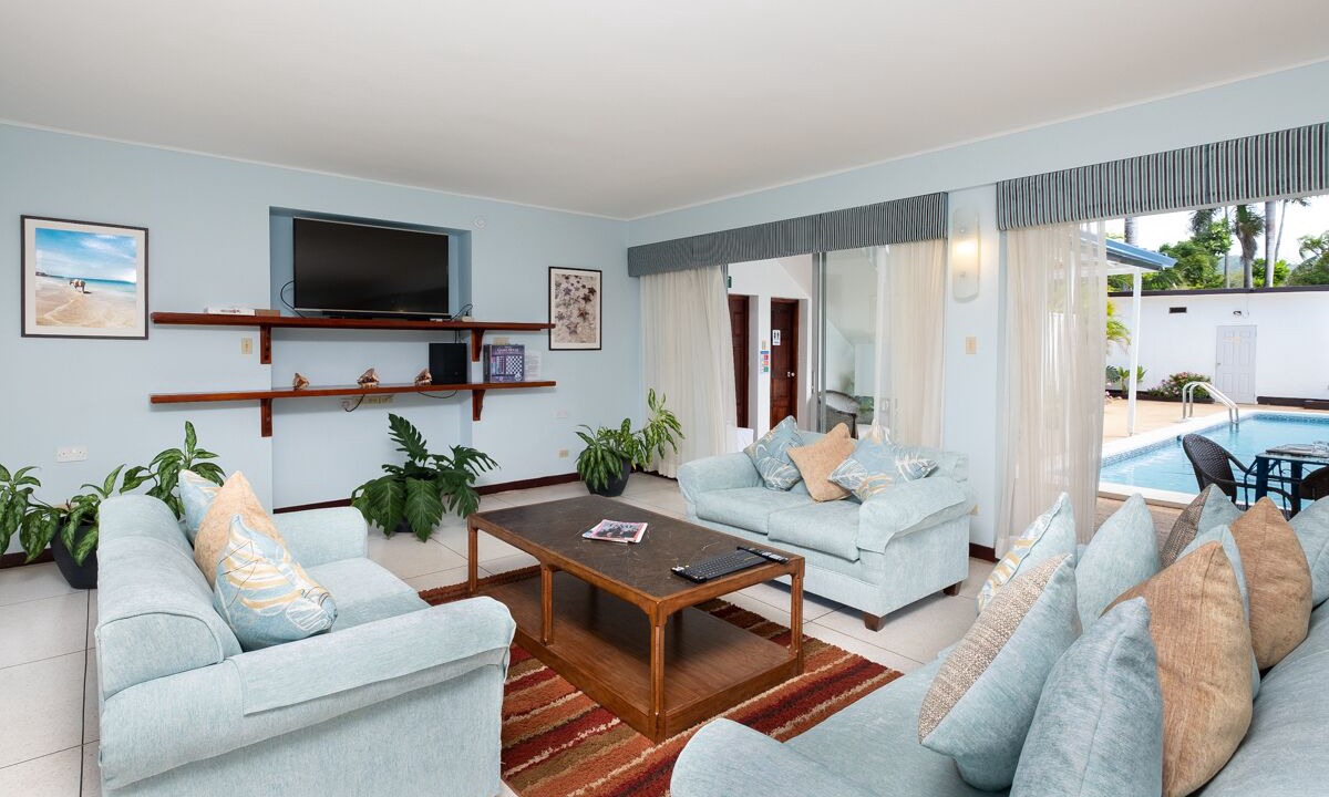 Photo of Livingroom in Runaway Bay