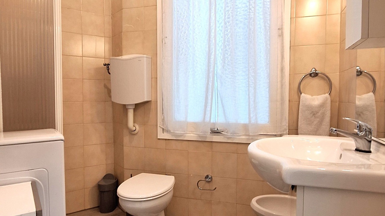 Photo of Bathroom in Lazise