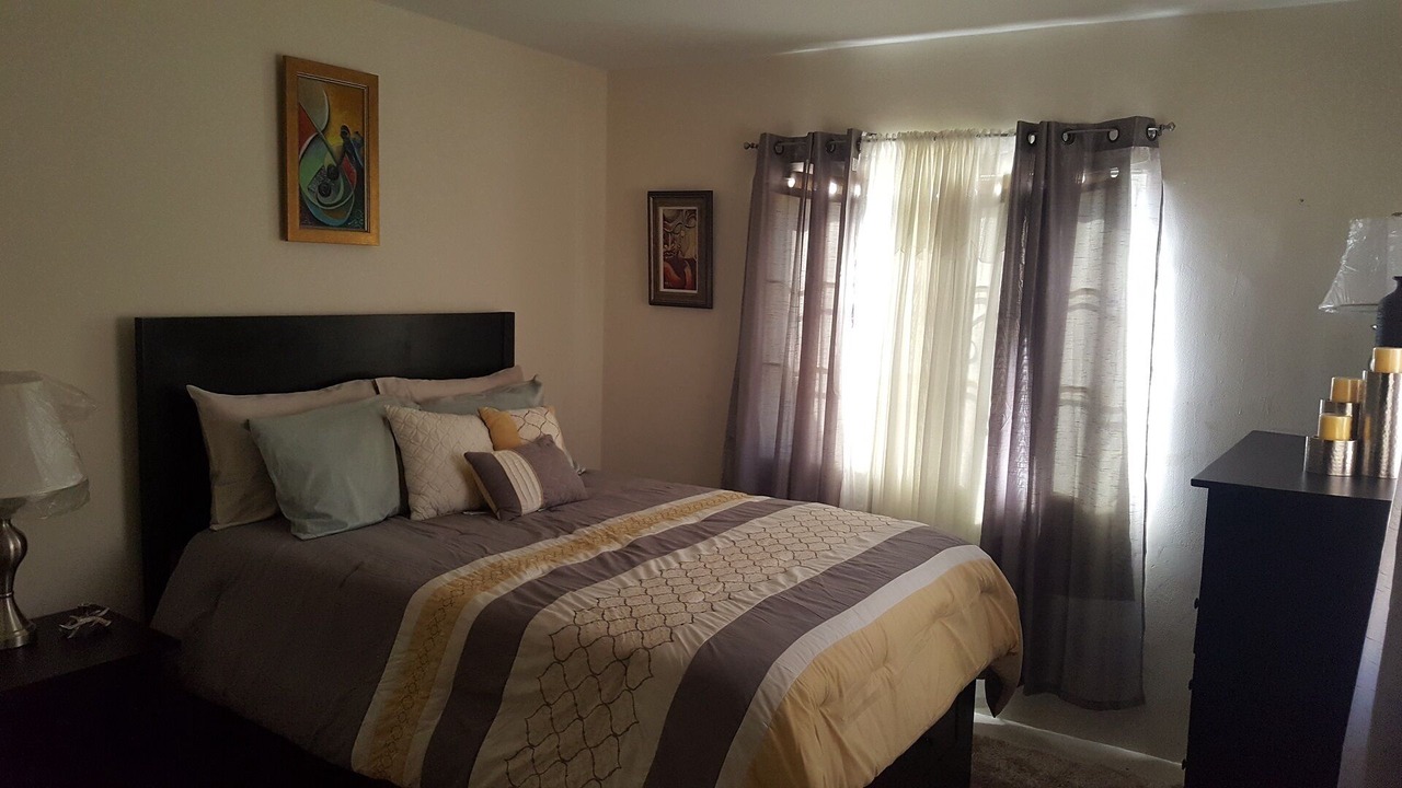 Photo of Bedroom in Hellshire