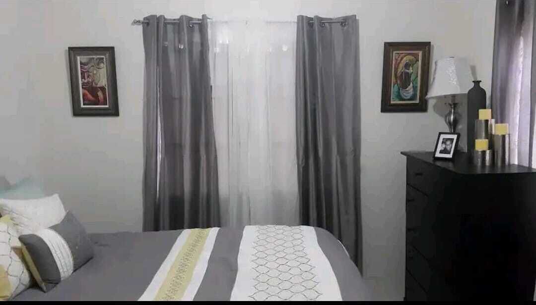 Photo of Bedroom in Hellshire