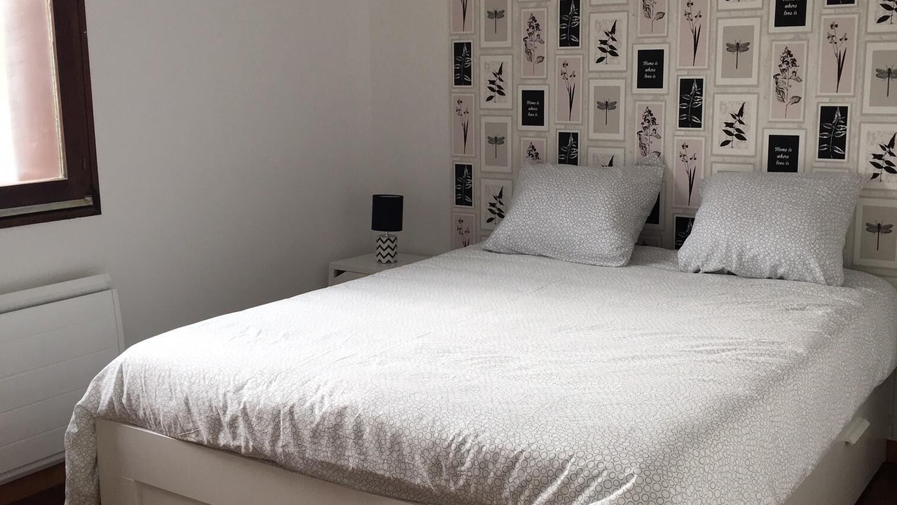 Photo of Bedroom in Gouvernes