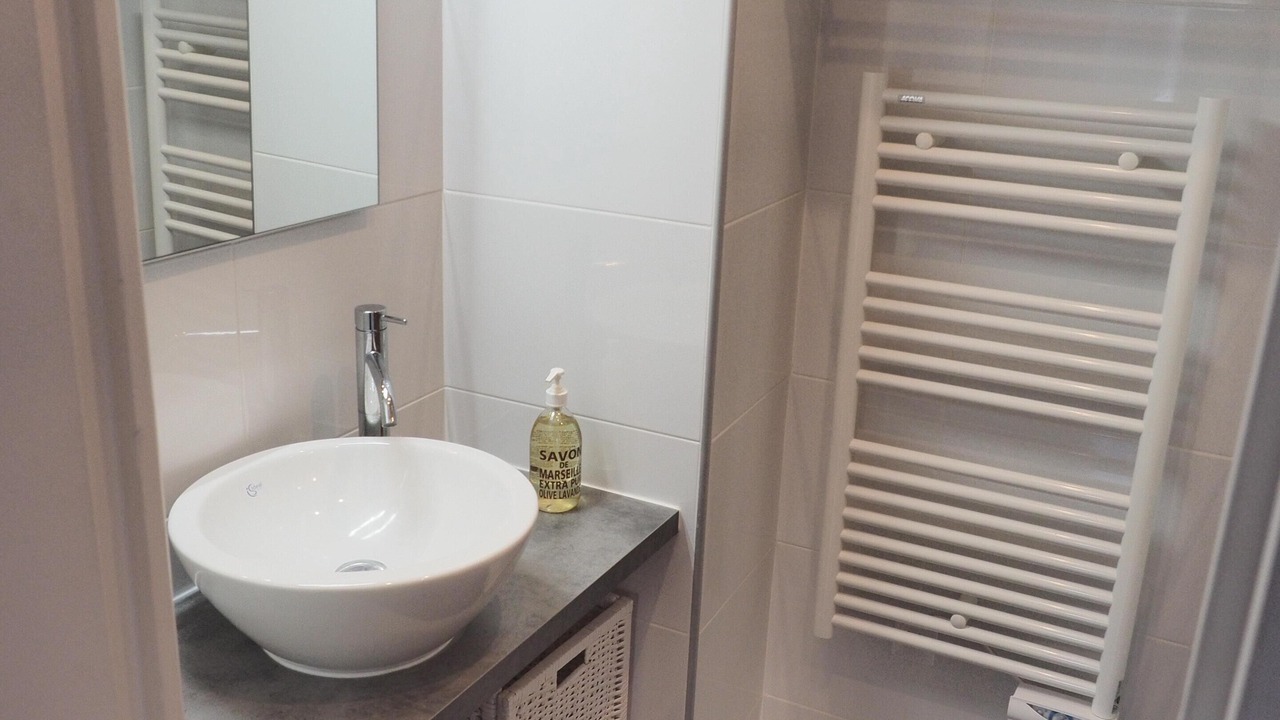 Photo of Bathroom in Saint-Lambert