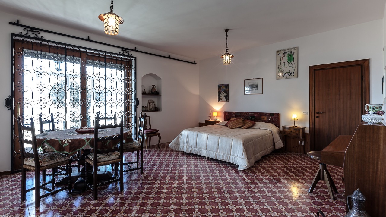 Photo of Bedroom in Torri del Benaco