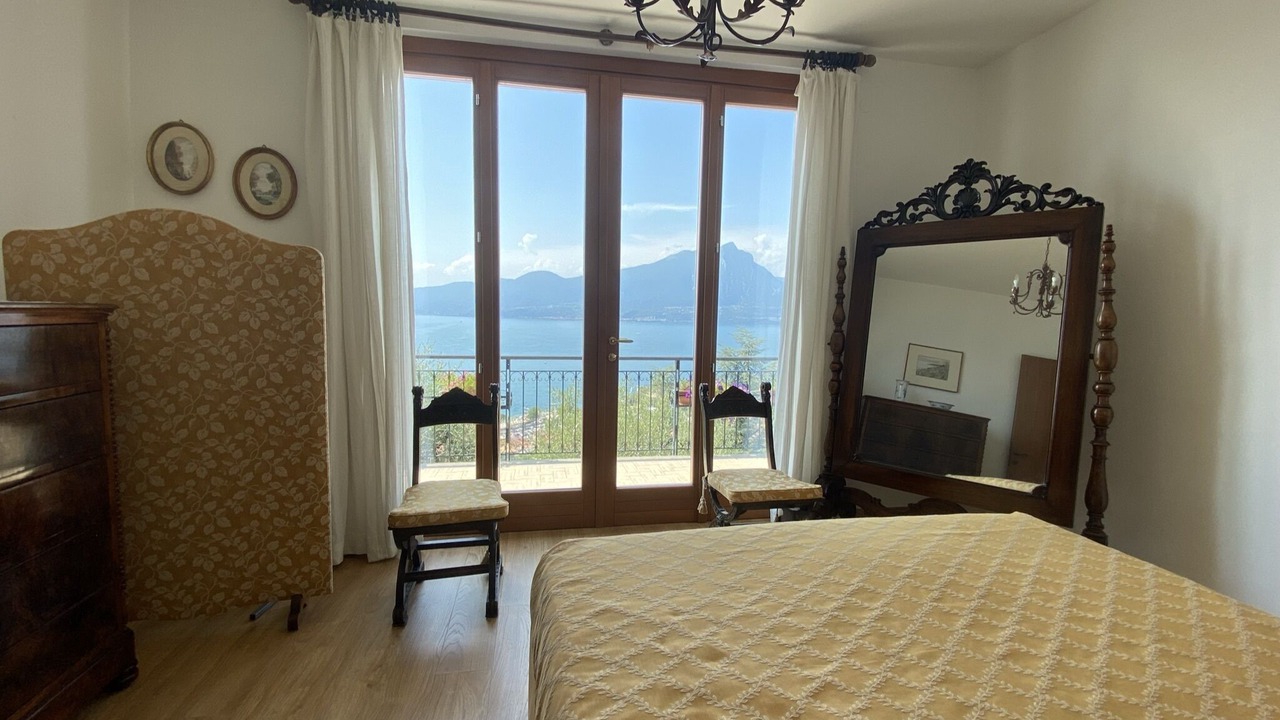 Photo of Bedroom in Torri del Benaco