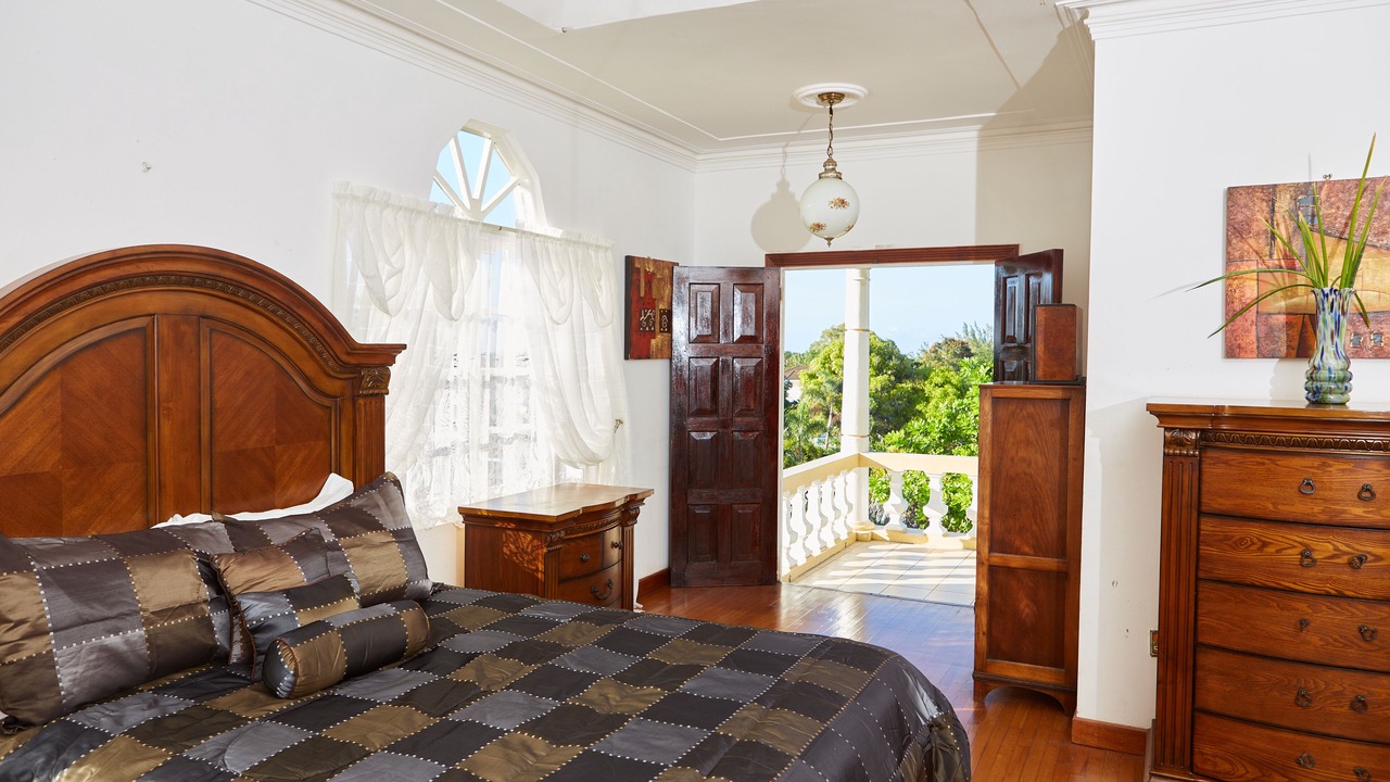 Photo of Bedroom in Runaway Bay