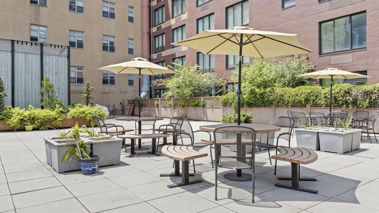 Photo of Outdoor in Bowery