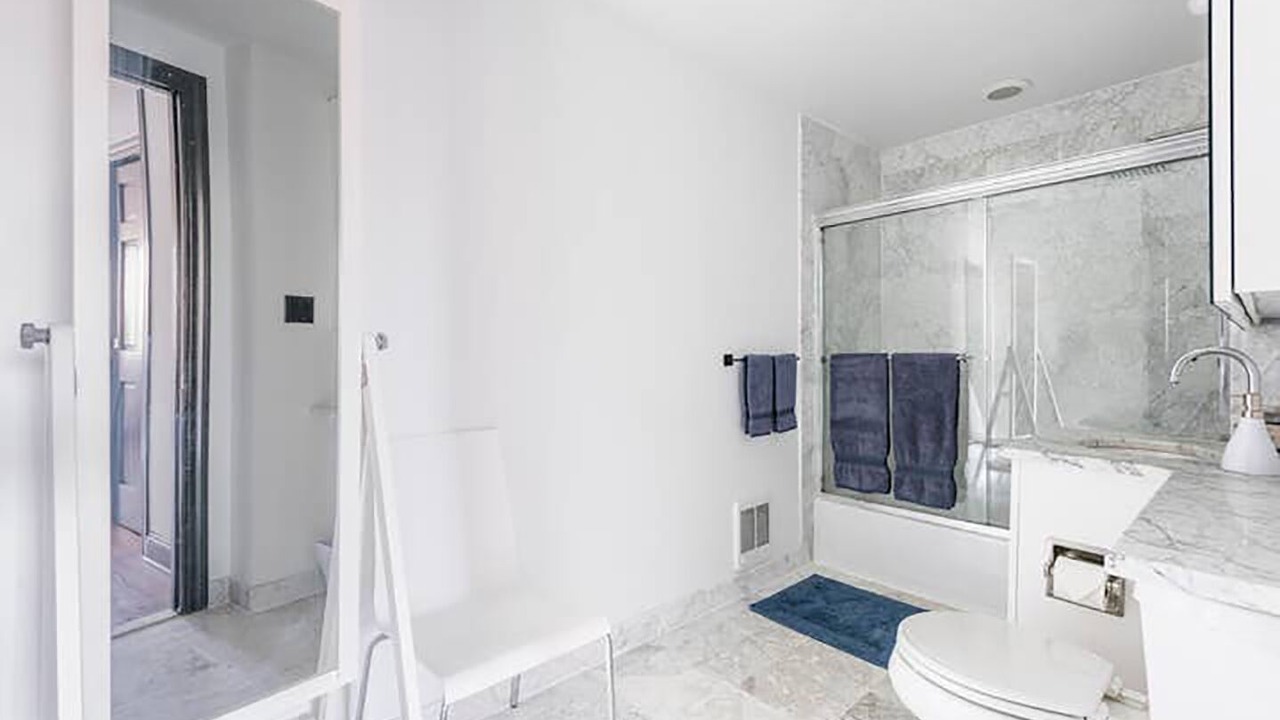 Photo of Bathroom in Bowery