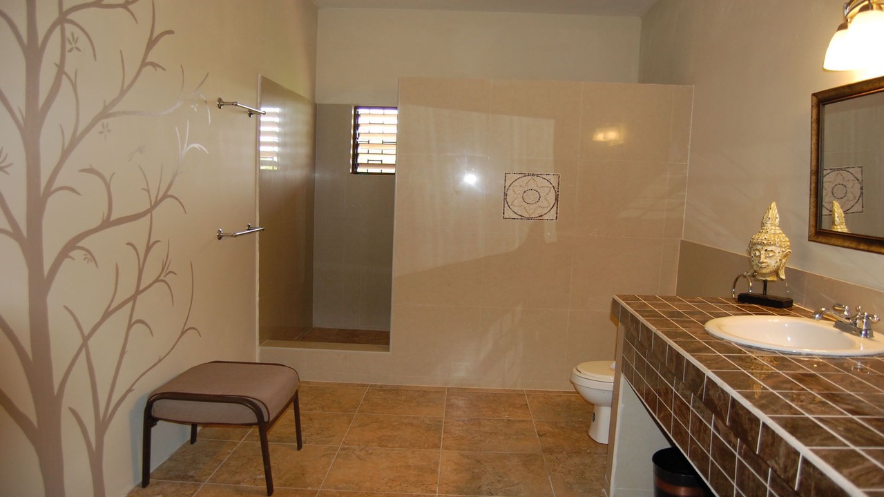 Photo of Bathroom in Runaway Bay