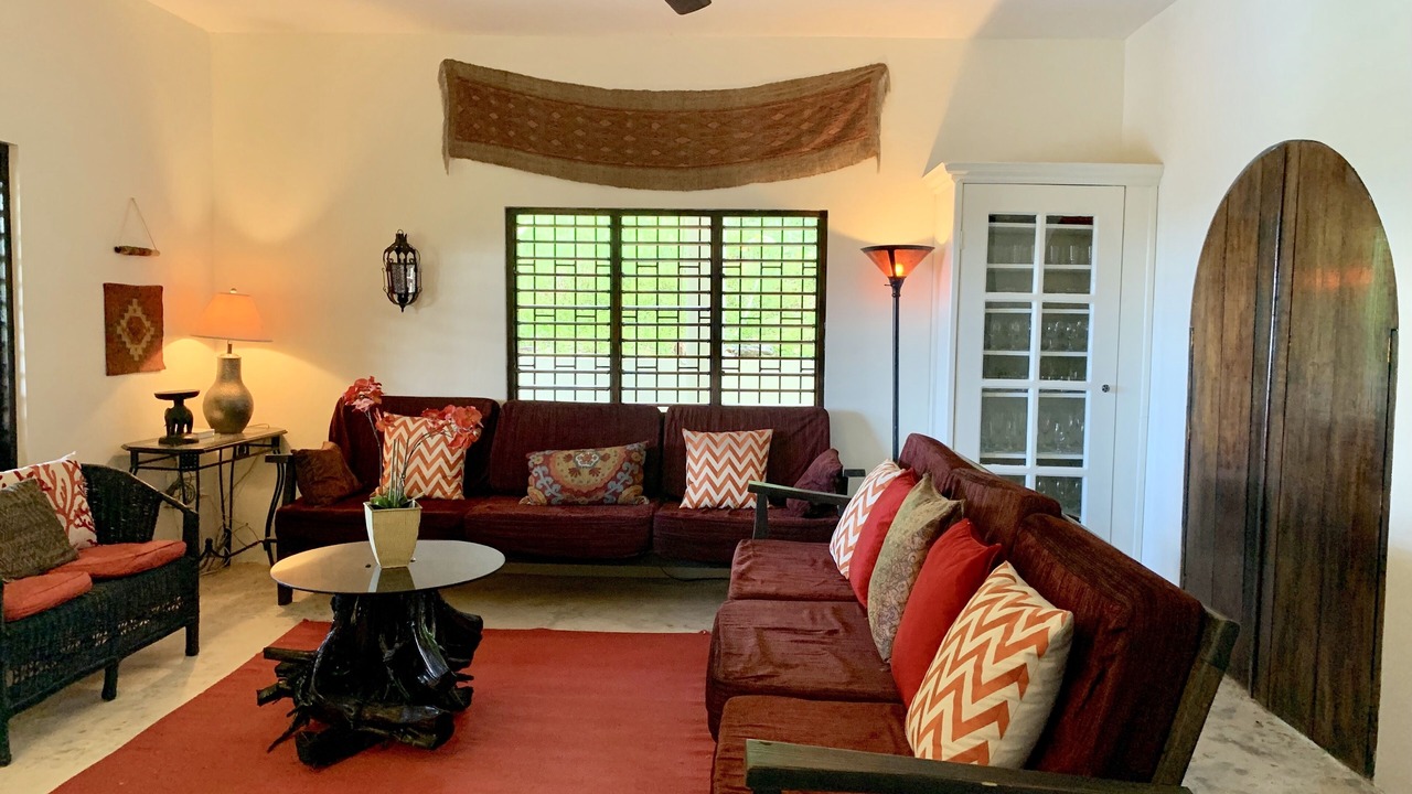 Photo of Livingroom in Runaway Bay