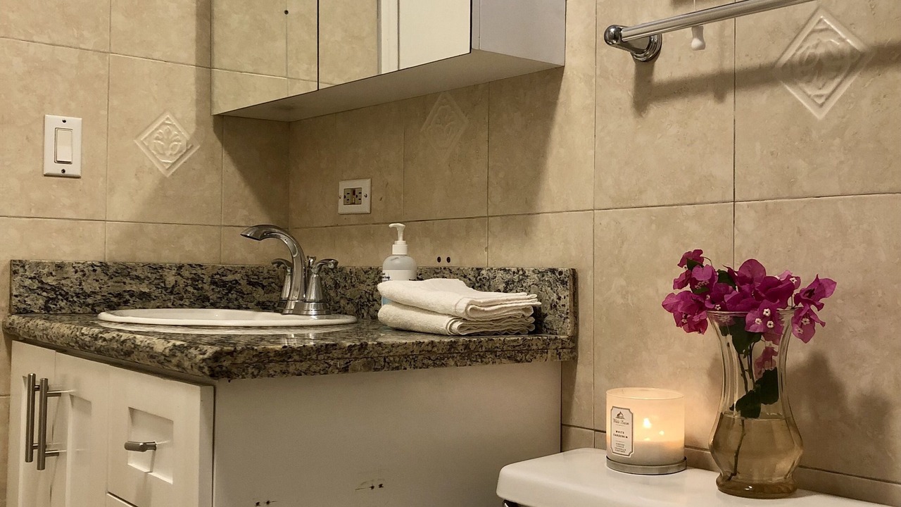 Photo of Bathroom in Paradise Island
