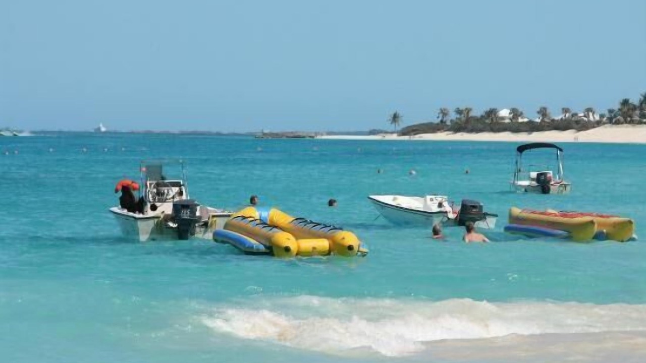 Photo of Others in Paradise Island
