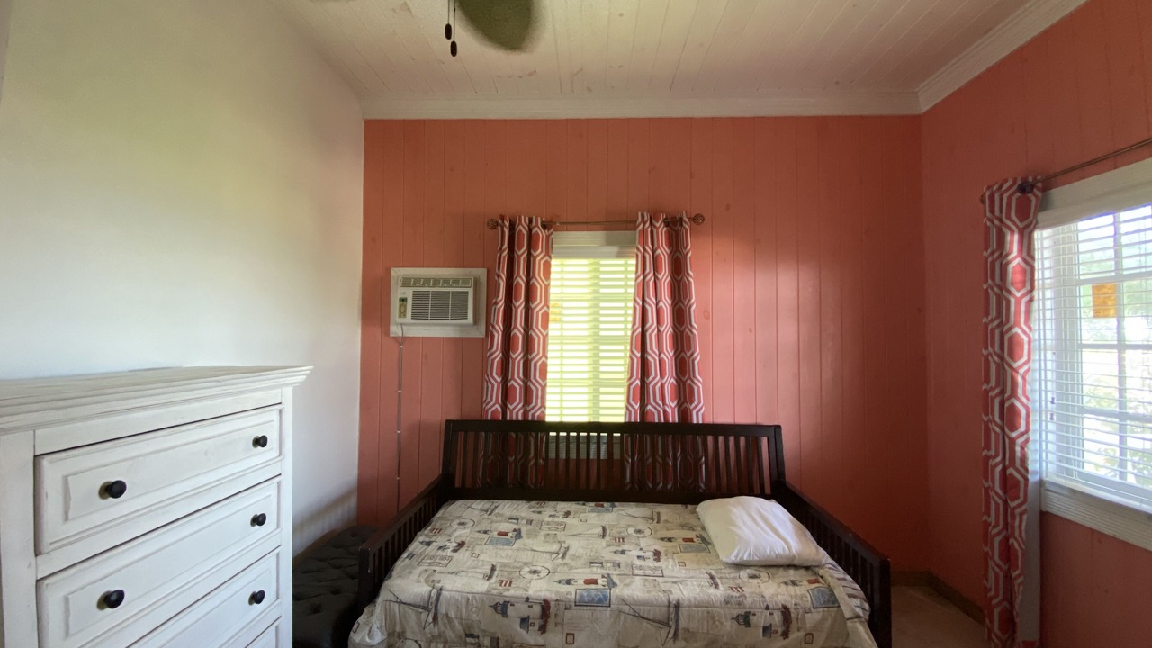 Photo of Bedroom in Out Islands