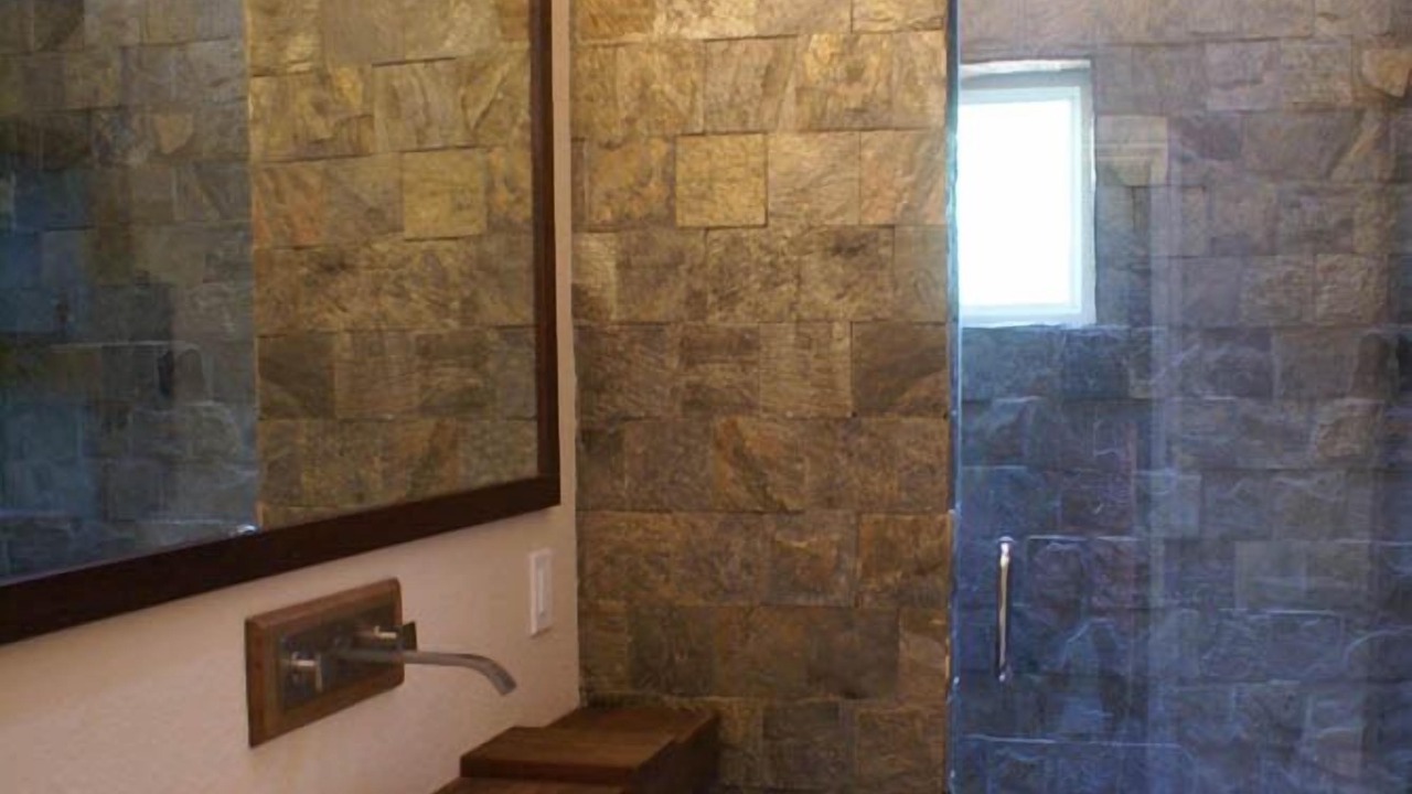 Photo of Bathroom in Staniel Cay