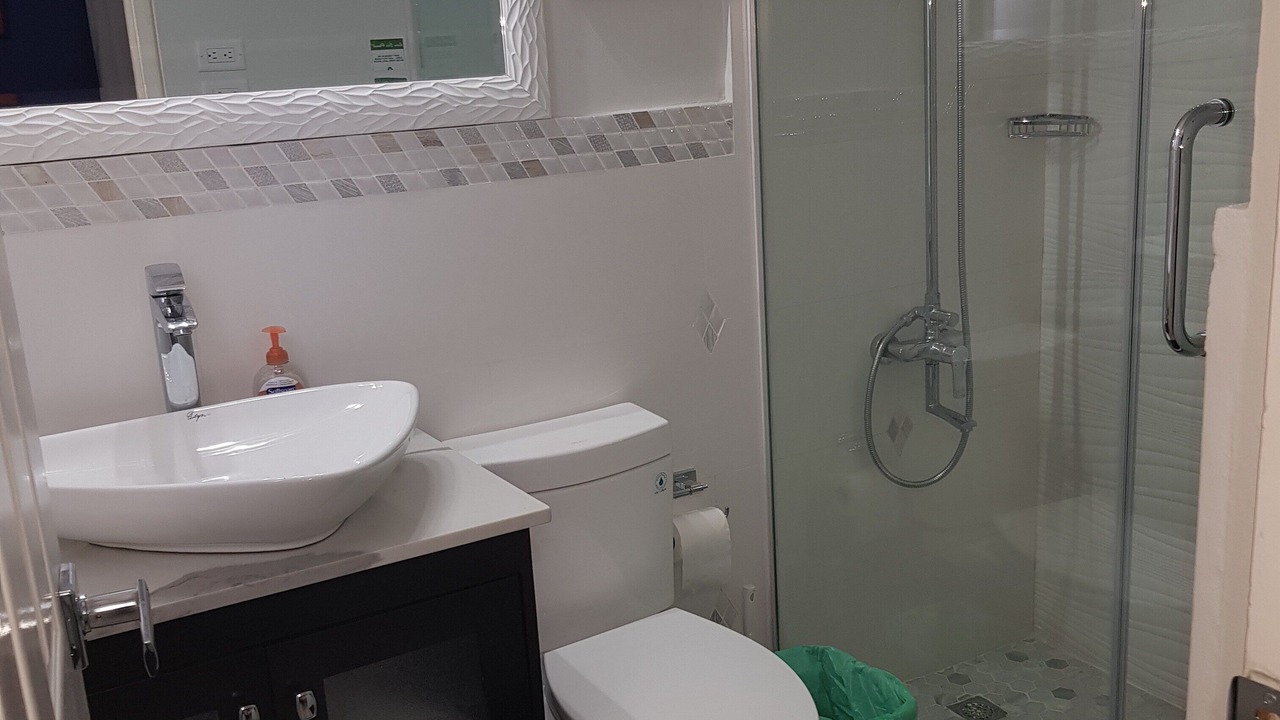 Photo of Bathroom in Eden Gardens