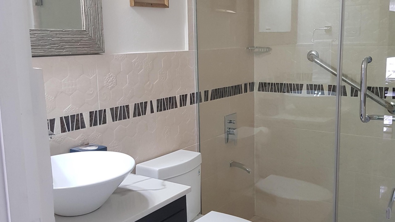Photo of Bathroom in Eden Gardens