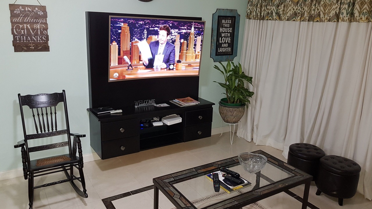 Photo of Livingroom in Eden Gardens