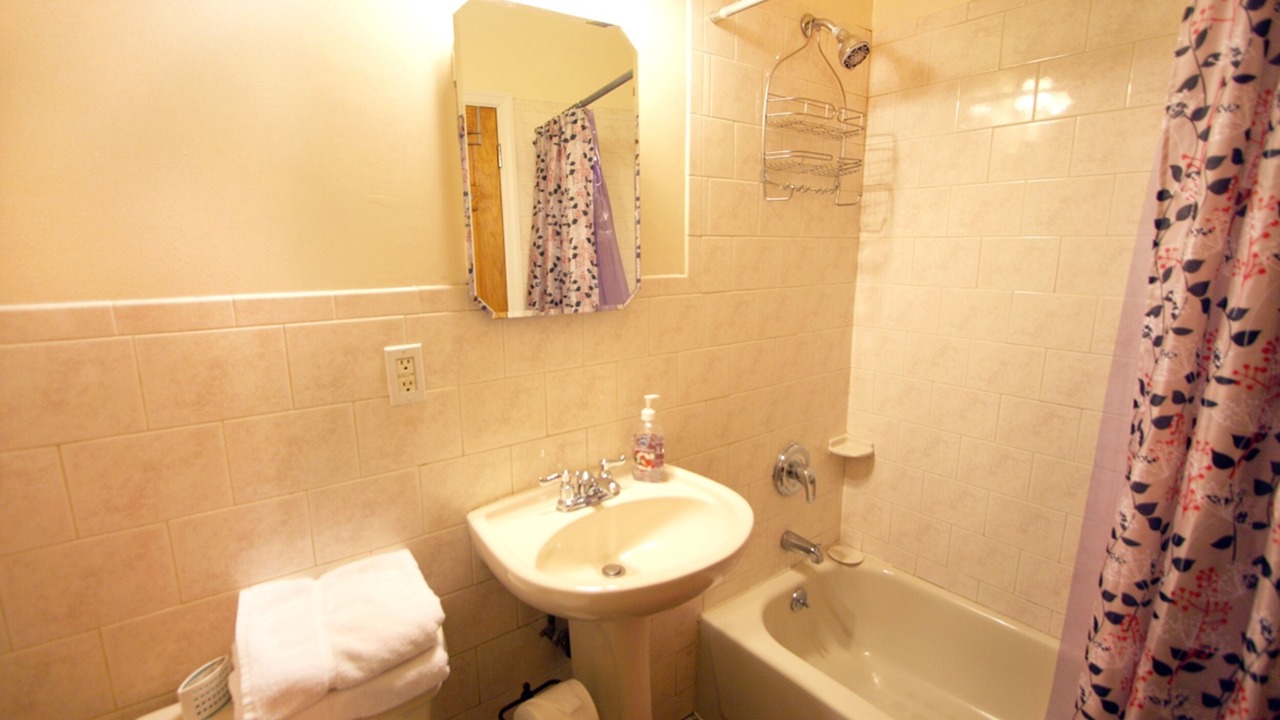 Photo of Bathroom in Harlem