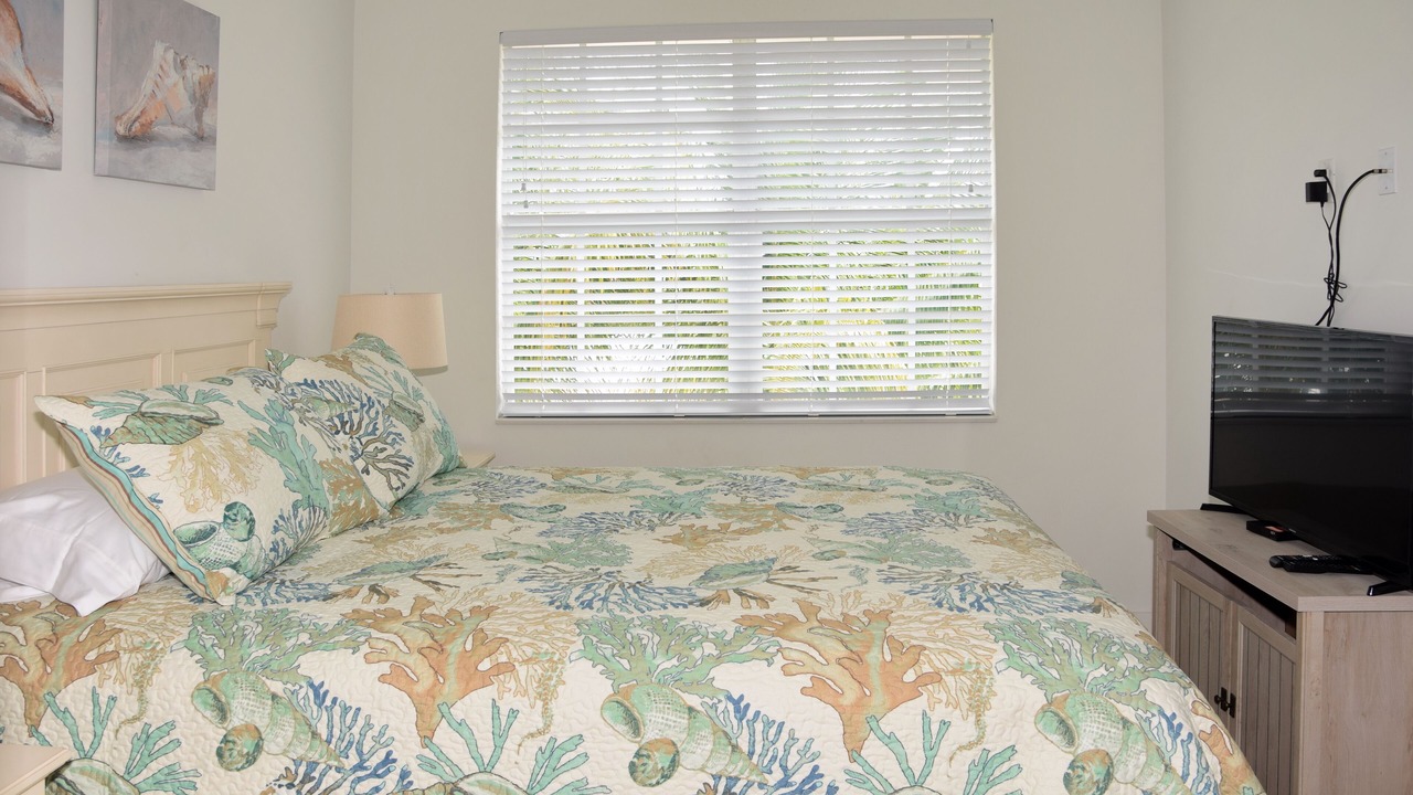 Photo of Bedroom in Treasure Cay