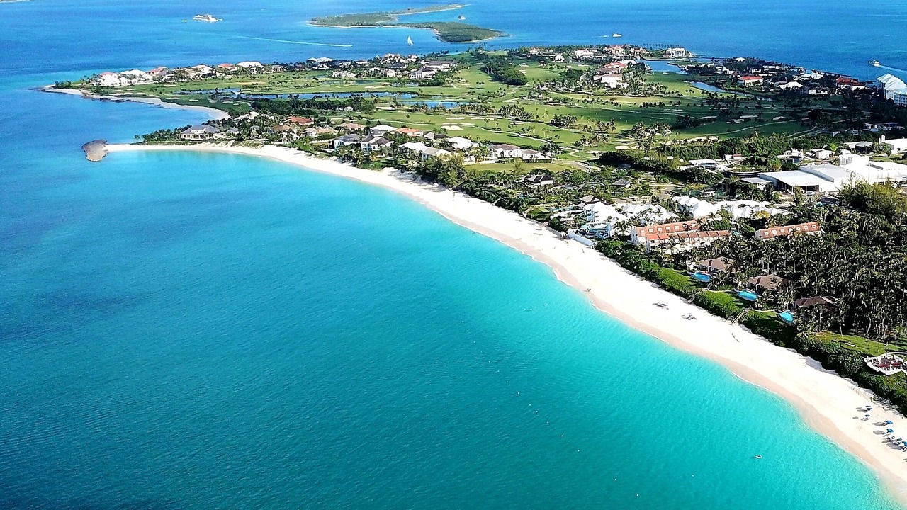 Photo of Others in Paradise Island