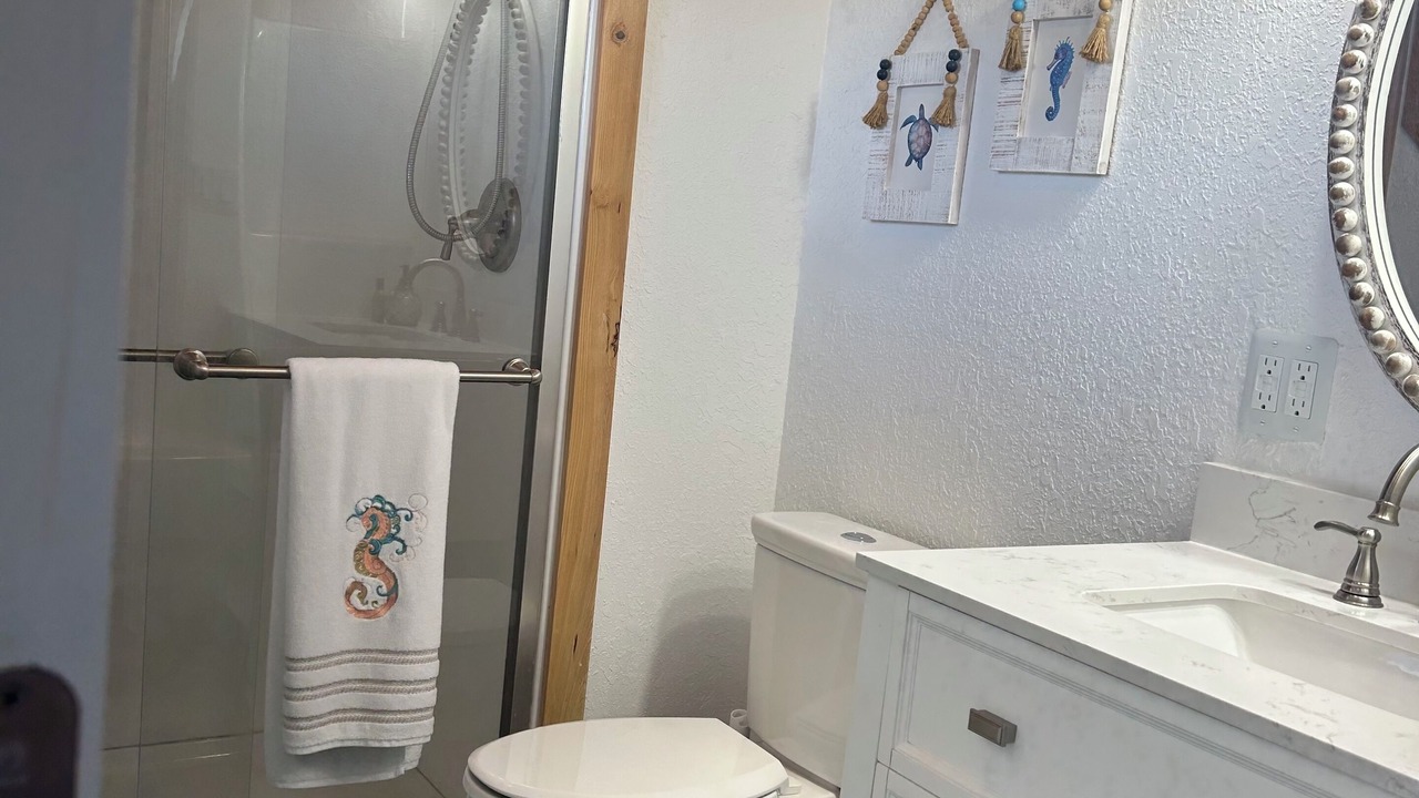Photo of Bathroom in Green Turtle Estates