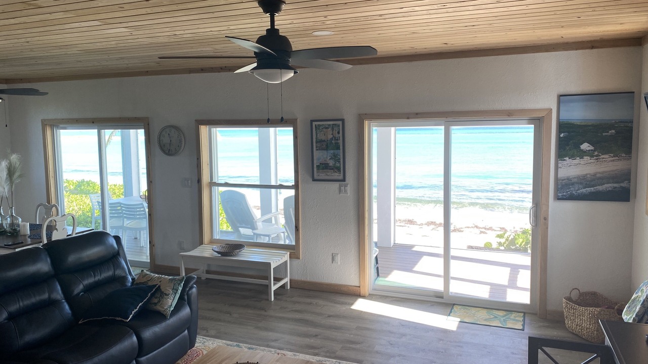 Photo of Livingroom in Green Turtle Estates