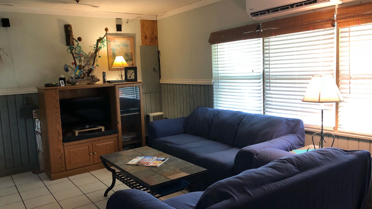 Photo of Bedroom in Gregory Town