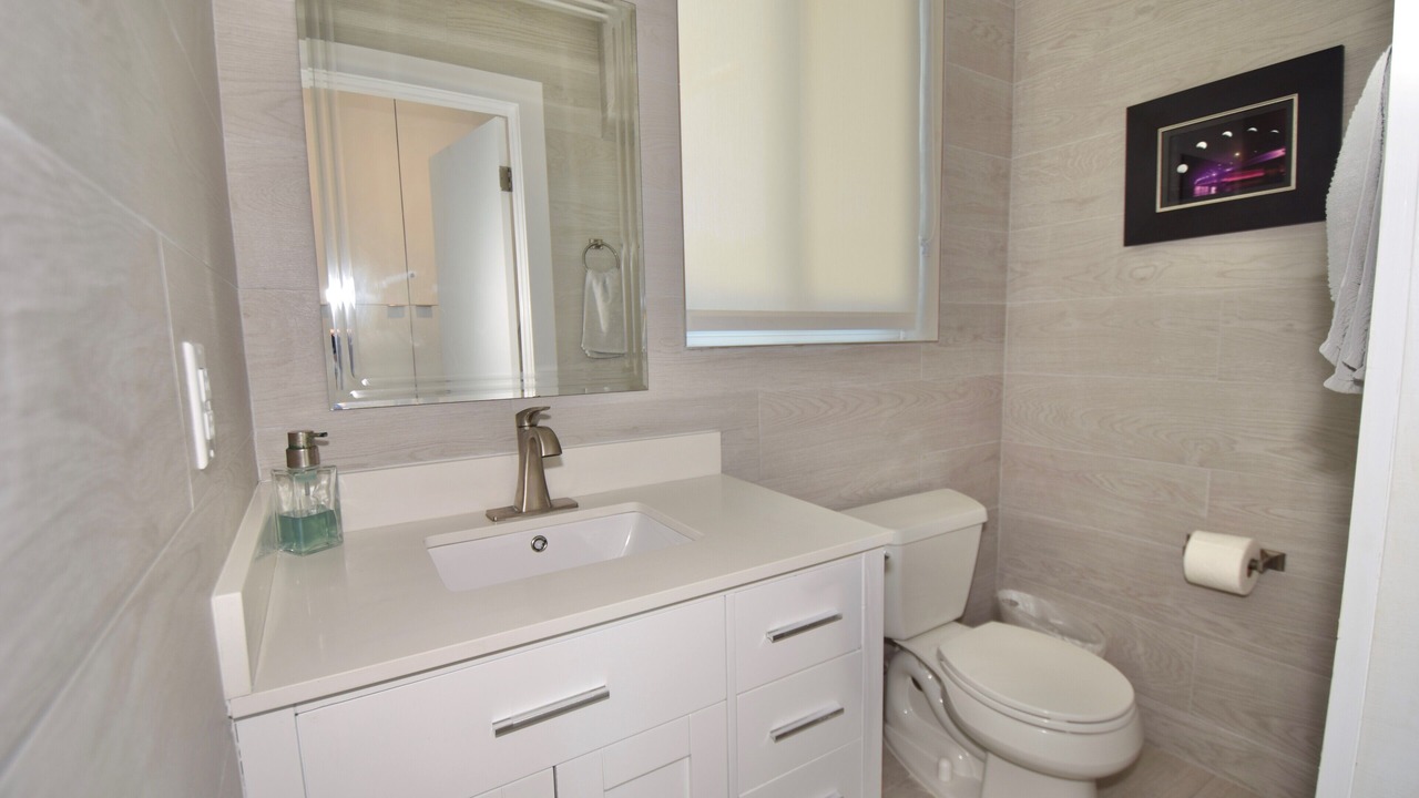 Photo of Bathroom in Governor's Harbour