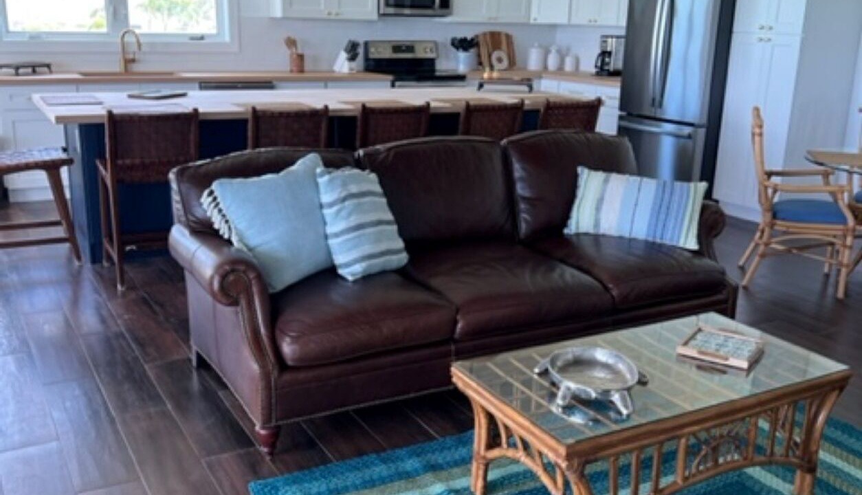 Photo of Livingroom in Treasure Cay