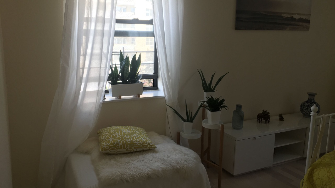 Photo of Bedroom in Brighton Beach
