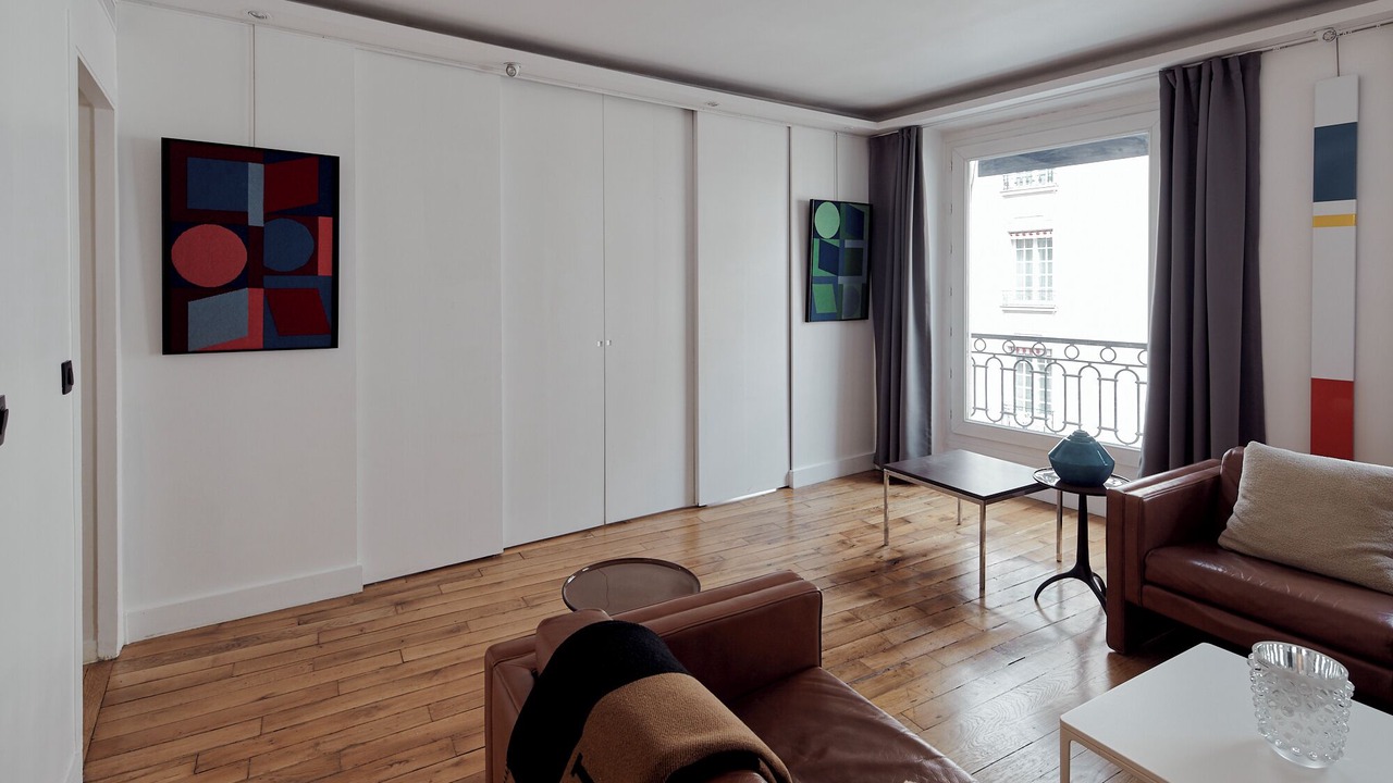 Photo of Livingroom in 8th Arrondissement