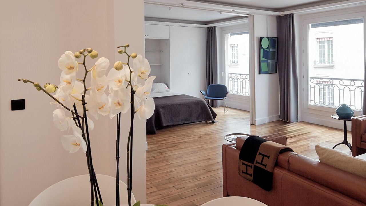 Photo of Bedroom in 8th Arrondissement