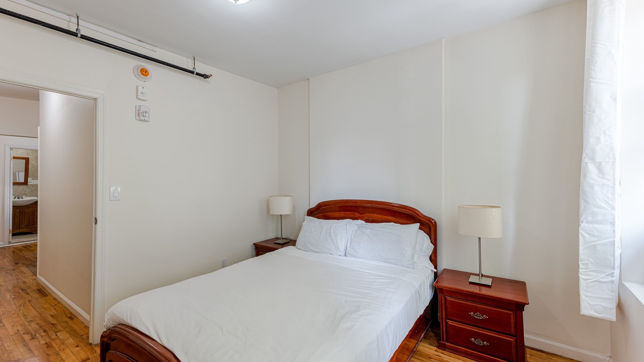 Photo of Bedroom in East Harlem