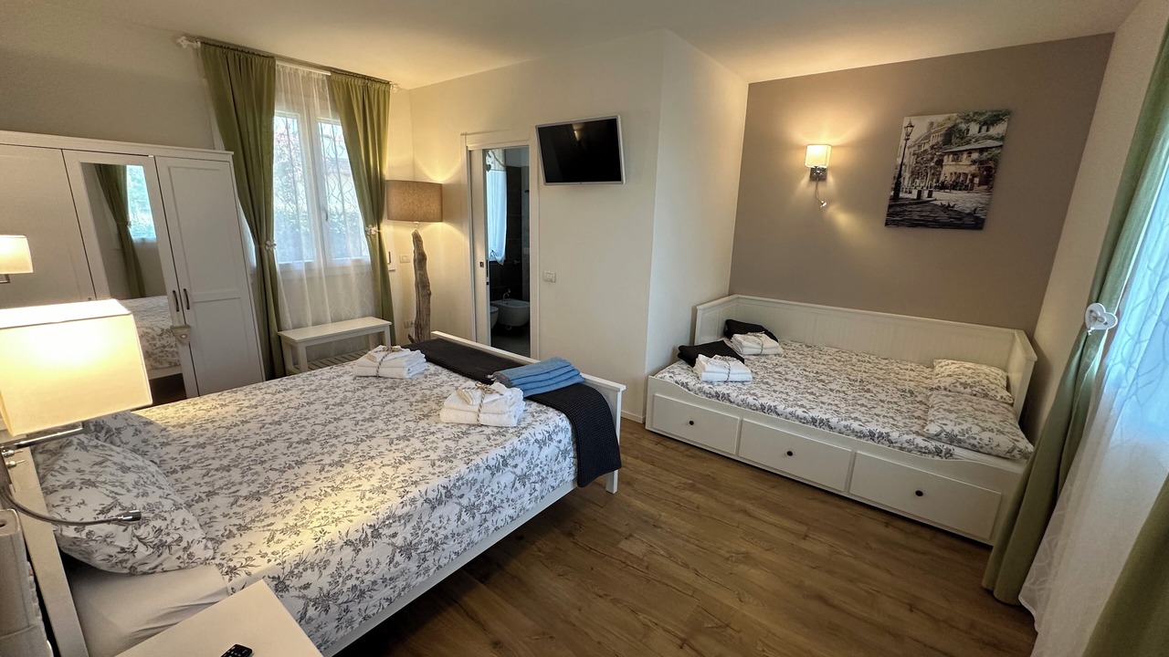Photo of Bedroom in Colà Di Lazise