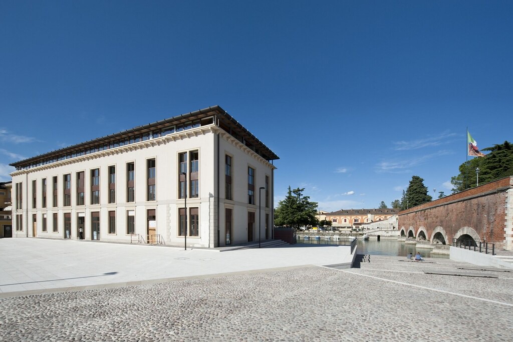 Photo of Others in Peschiera del Garda City Centre