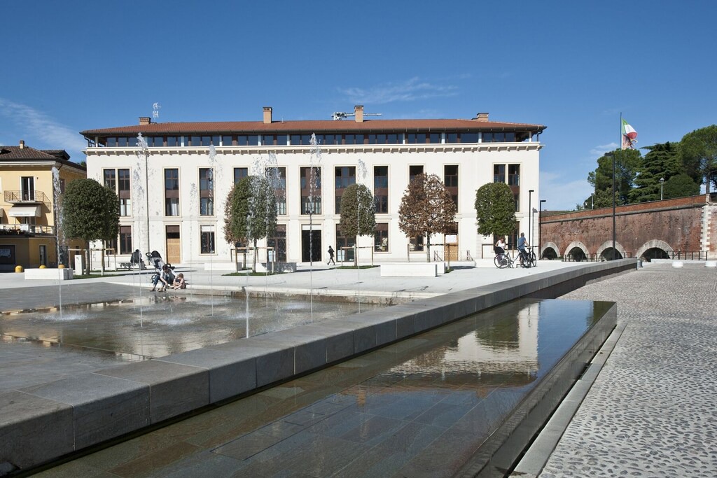 Photo of Others in Peschiera del Garda City Centre