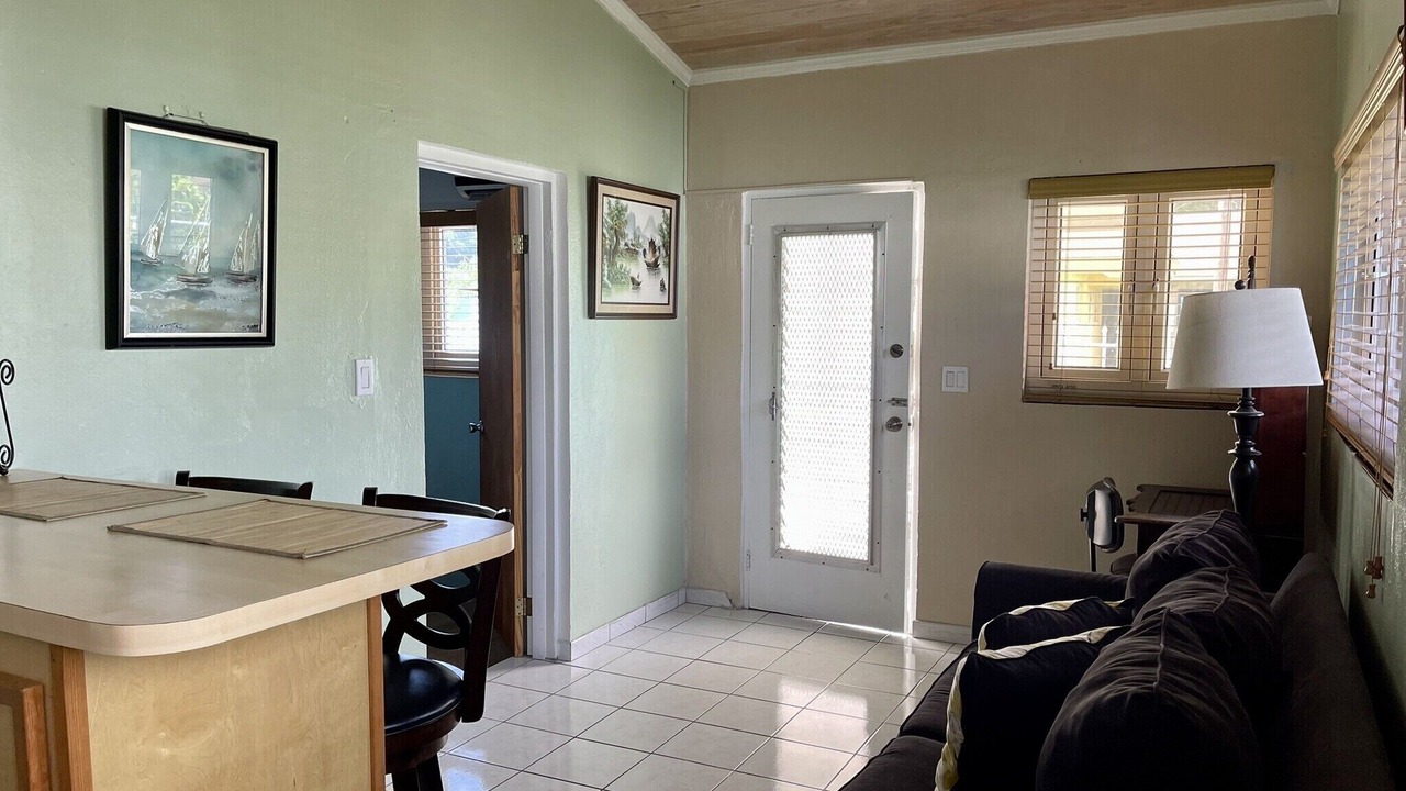 Photo of Livingroom in Nassau