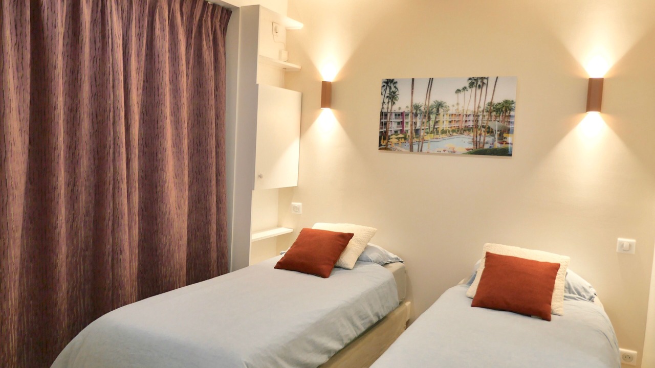 Photo of Bedroom in Porte-Saint-Martin
