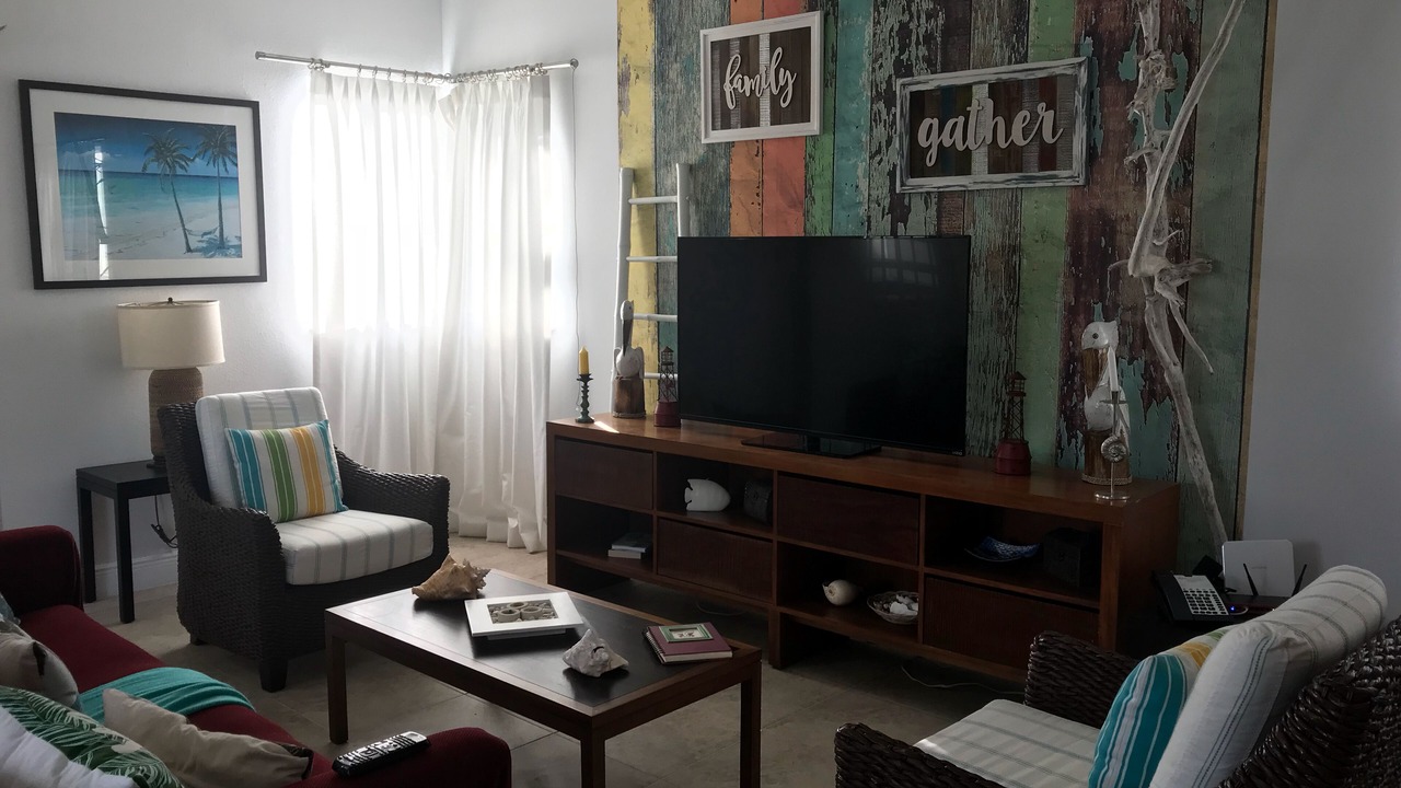 Photo of Livingroom in Alice Town