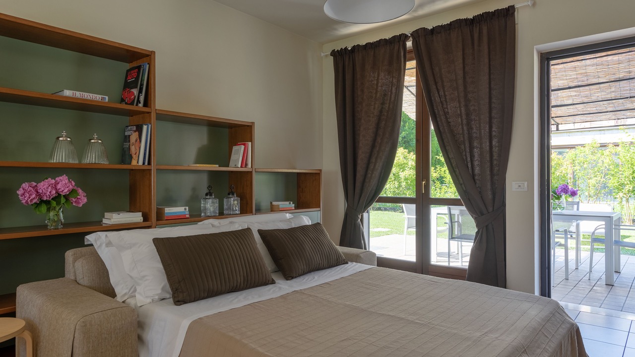 Photo of Bedroom in Roe
