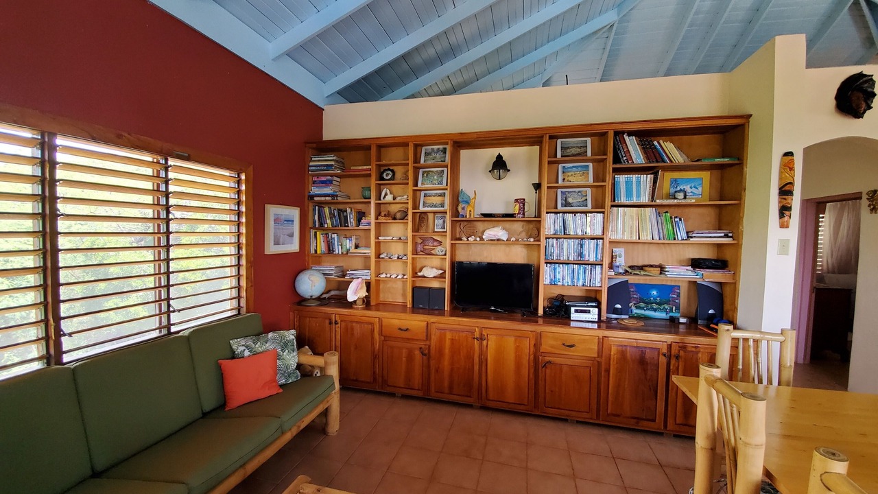 Photo of Livingroom in Treasure Beach