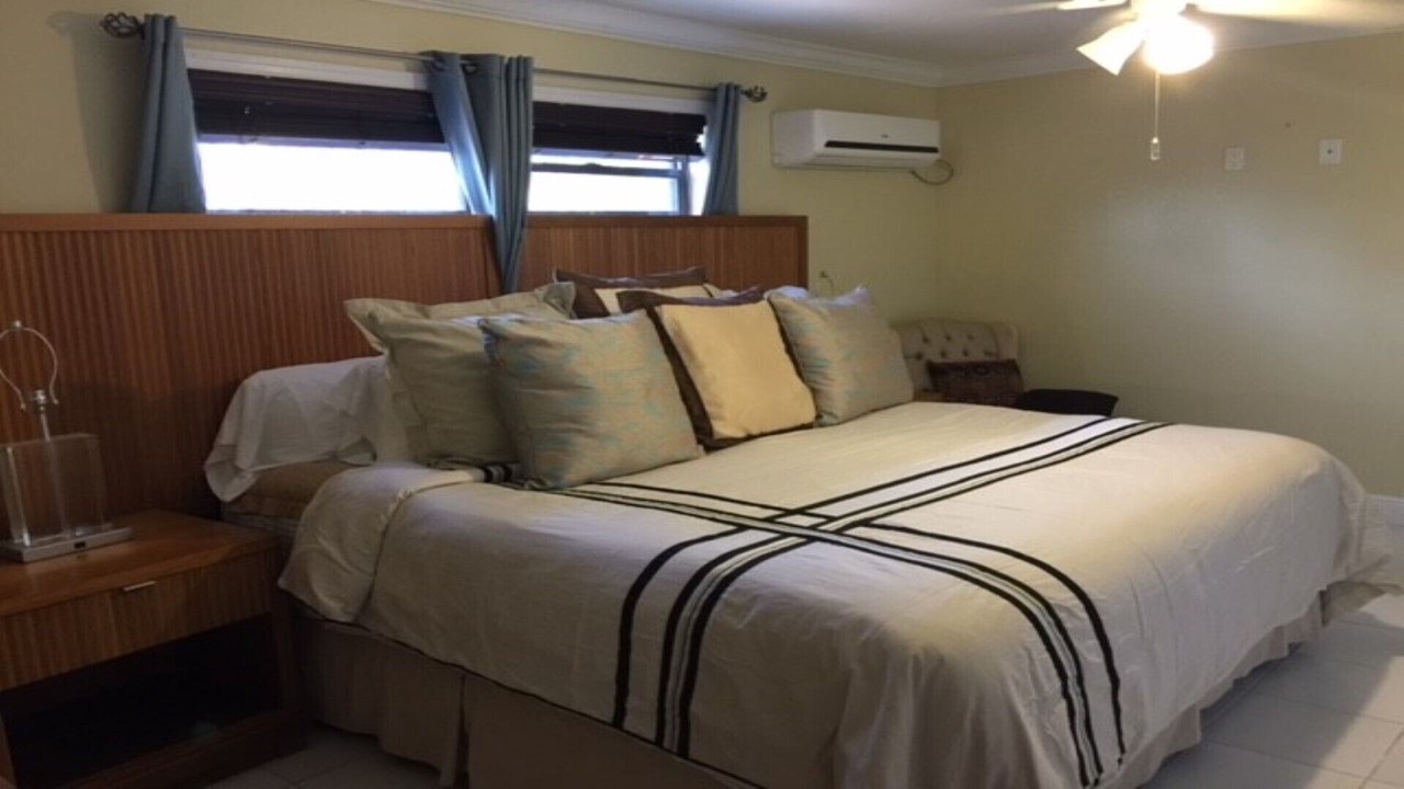 Photo of Bedroom in Bahamas Terrace