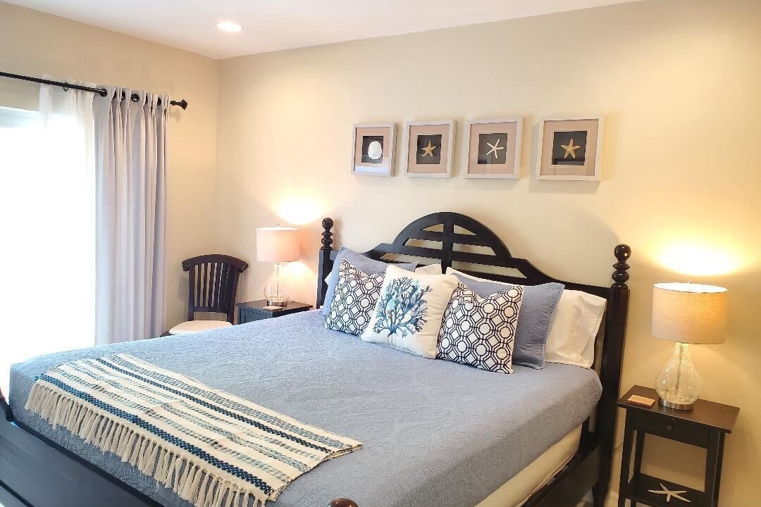 Photo of Bedroom in Paradise Island