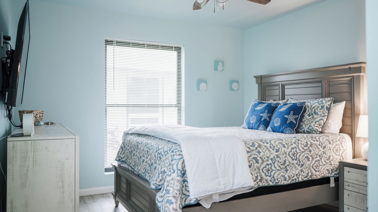 Photo of Bedroom in Treasure Cay