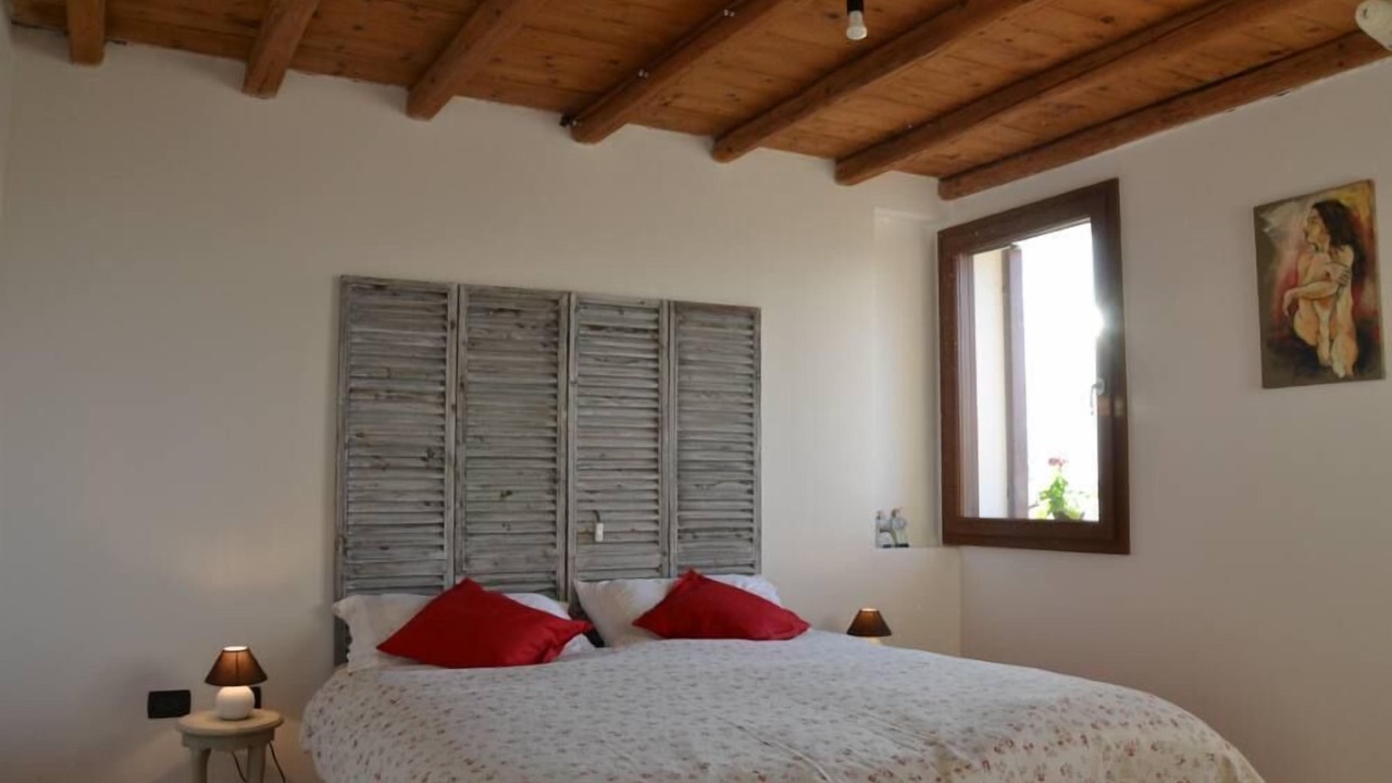 Photo of Bedroom in Begosso
