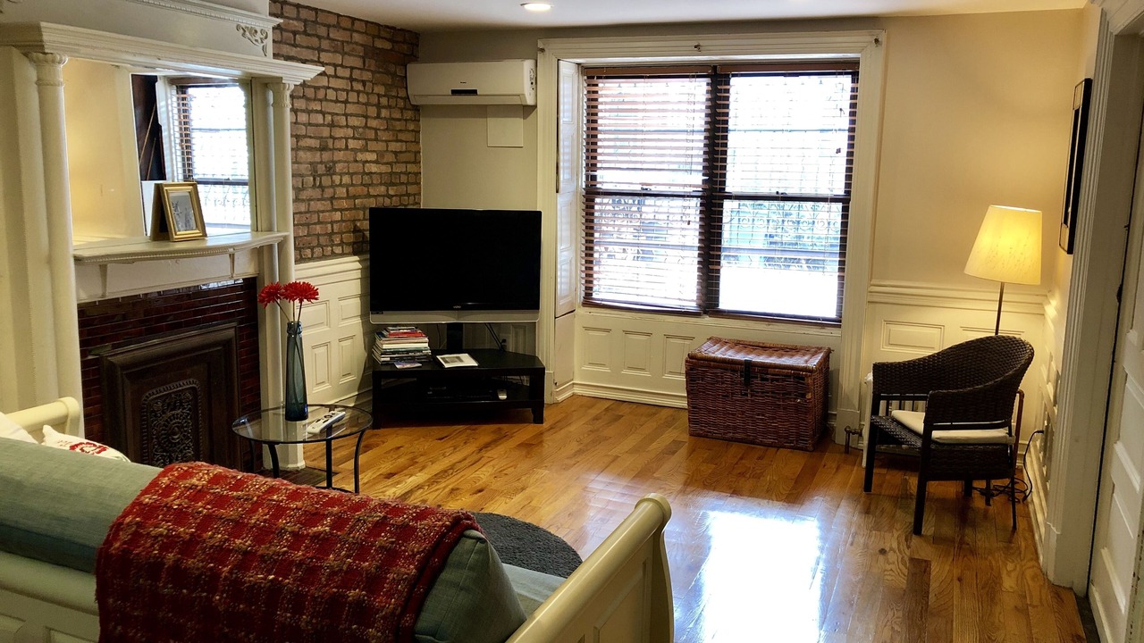 Photo of Bedroom in Crown Heights