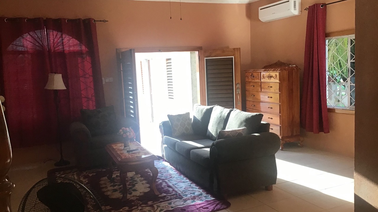 Photo of Livingroom in Crane corner
